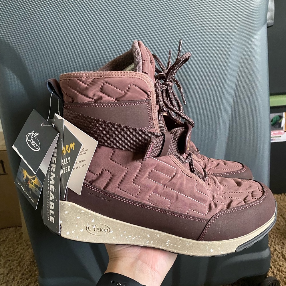 Chaco Winter Boots Size 10 Never Worn
